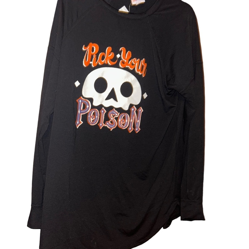 Lularoe Erin Halloween Tshirt  Pick your Poison Skull head Black Medium M glows